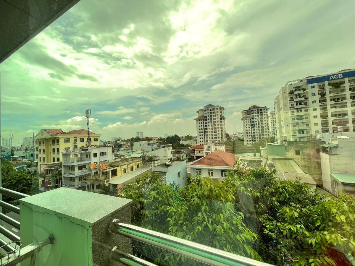Khách Sạn Hồng Phát Thành Pho Ho Chí Minh Esterno foto
